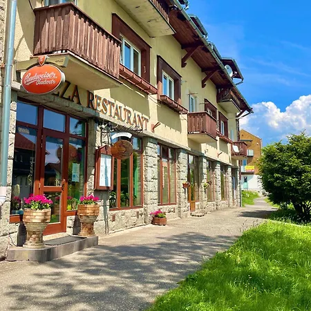 V Srdci Tatier * Vysoke Tatry